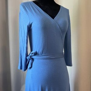 Threads 4 Thought sustainable apparel Tencel Wrap Dress Size Small Pacific Blue